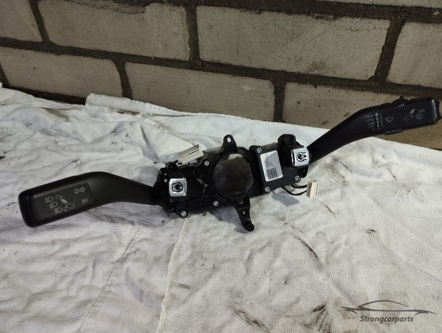 Stuurkolomschakelaar volkswagen Scirocco 137 5K0953502L, Volkswagen, -, Utilisé, -