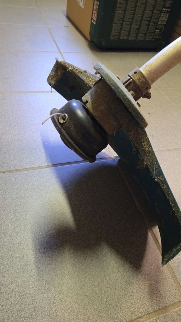Coupe-bordures filaire Makita UM4030, Tuin en Terras, Ophalen, Gebruikt, Elektrisch