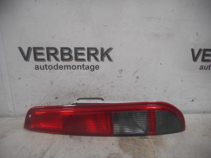 FEU ARRIÈRE DROIT Ford Focus 2 Wagon (01-2004/09-2012), Utilisé, Ford