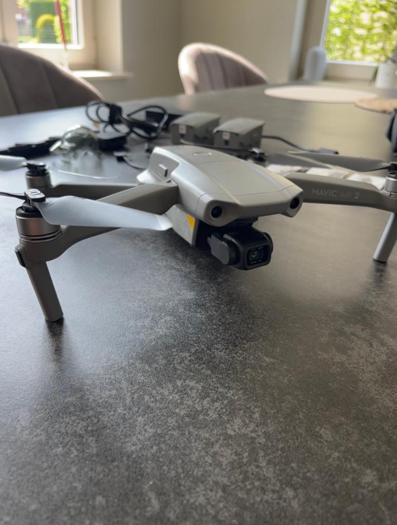 DJI Mavic Air 2 Fly More Combo, Audio, Tv en Foto, Drones, Ophalen, Zo goed als nieuw, DJI, Opvouwbaar