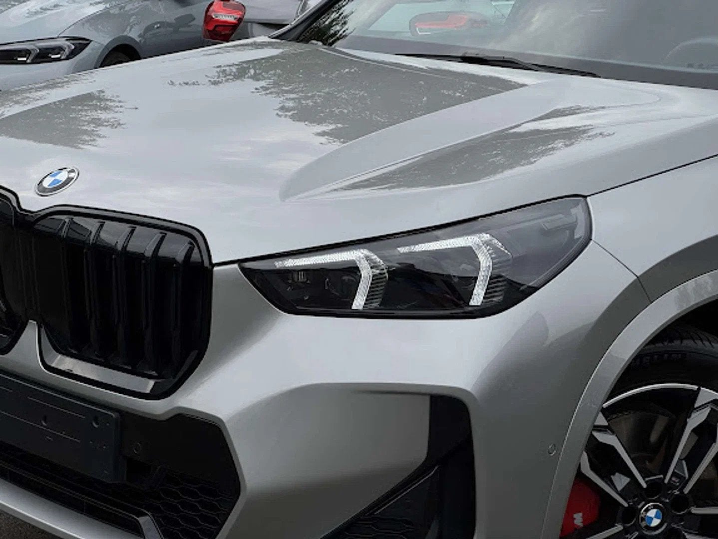 BMW X1 sDrive18i M Sport Pro / PANO / CAM / KEYLESS / SPOILE, Gebruikt, Zwart, 136 pk, Bedrijf
