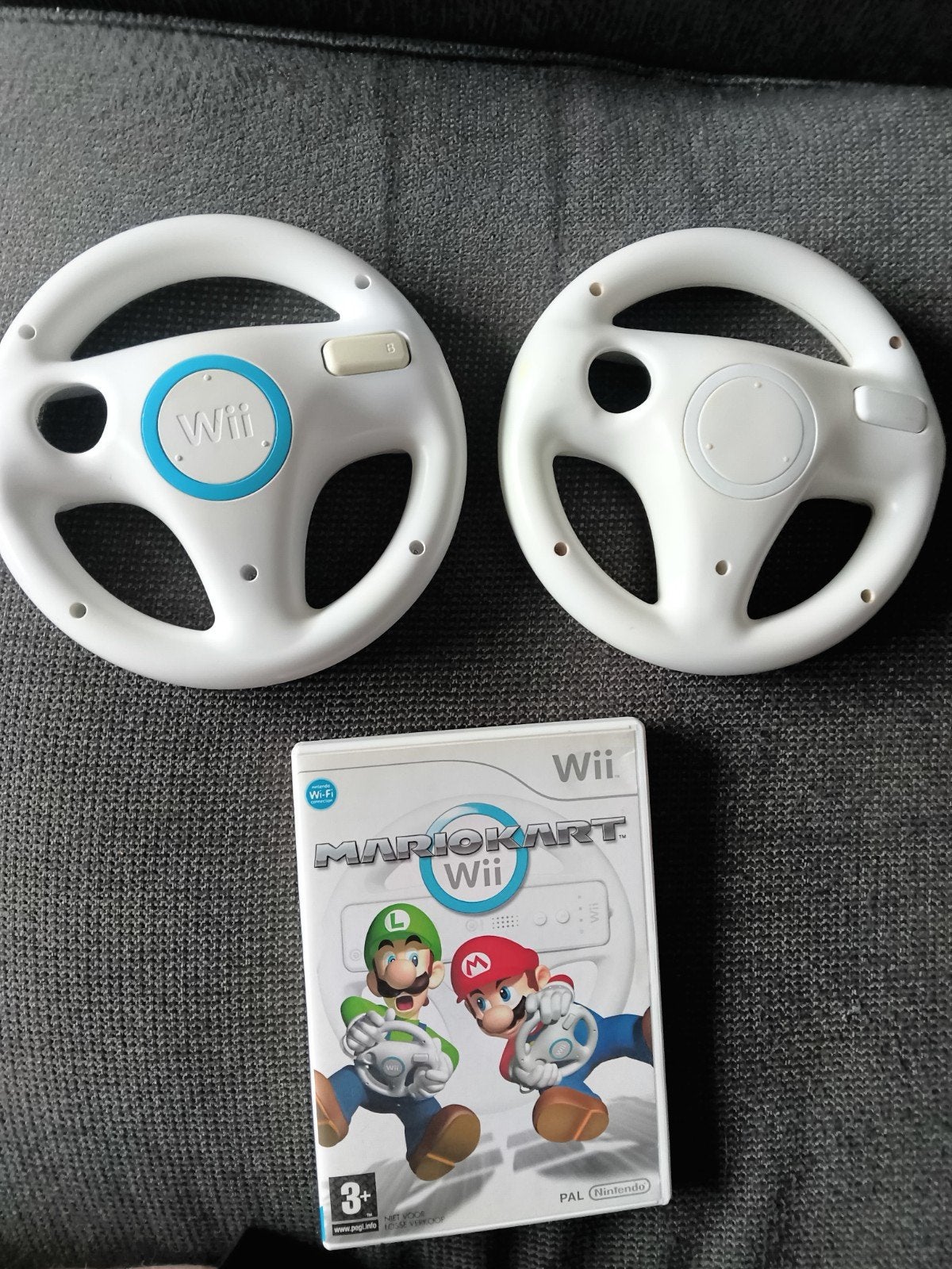 Mario Kart avec 2 volants - Nintendo Wii, Consoles de jeu & Jeux vidéo, Enlèvement ou Envoi, Utilisé