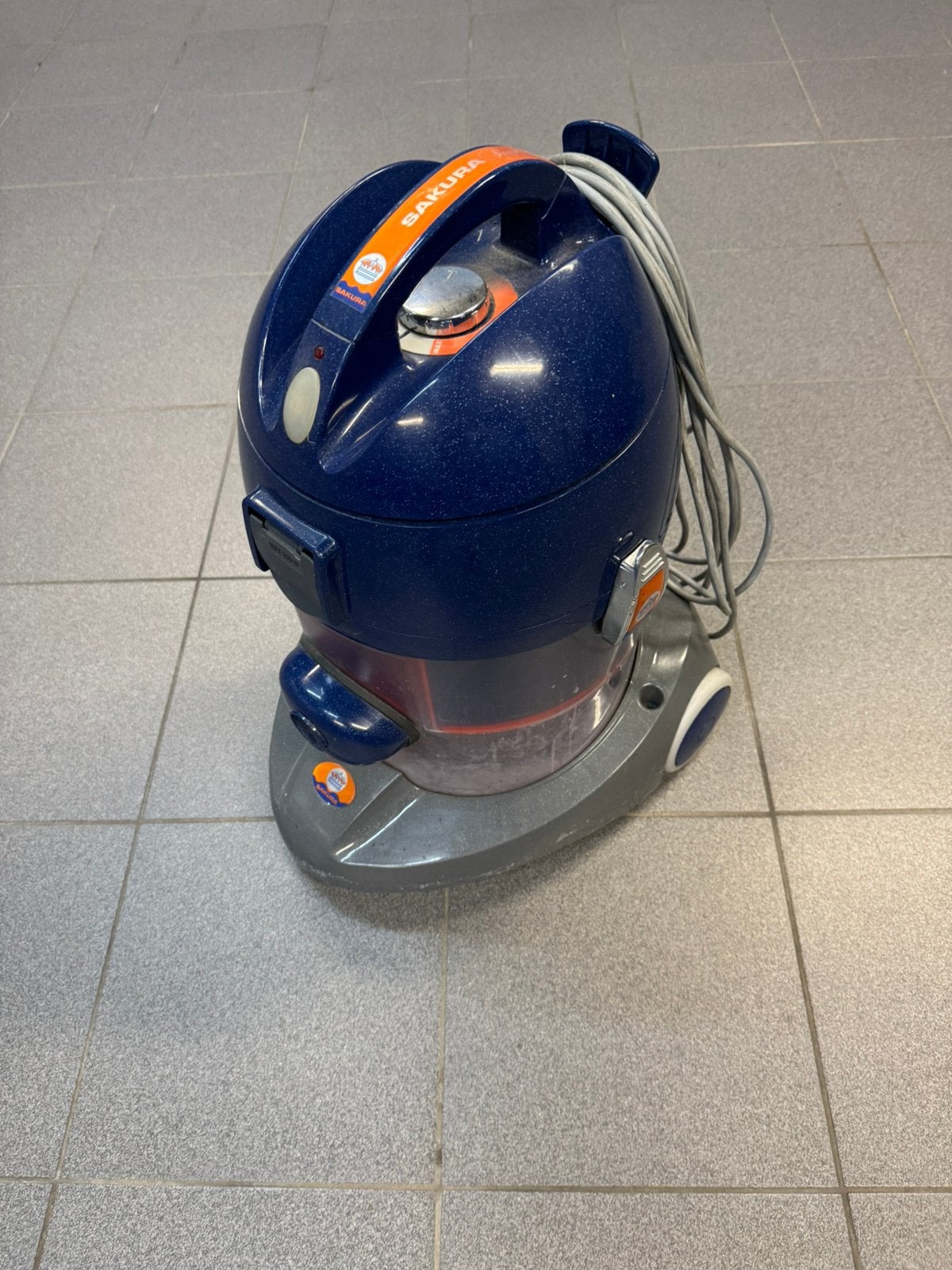 Aspirateur et assainisseur d'air Sakura, Bricolage & Construction, Enlèvement, Comme neuf