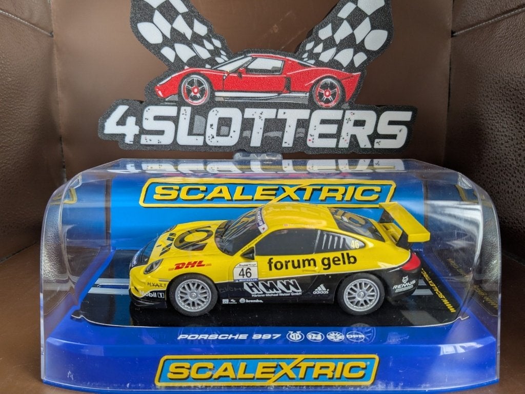 Scalextric Porsche 997 GT3 #46 Forum Gelb, Enlèvement ou Envoi, Neuf