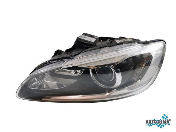 Phare gauche d'un Volvo V60, -, 3 mois de garantie, -, -