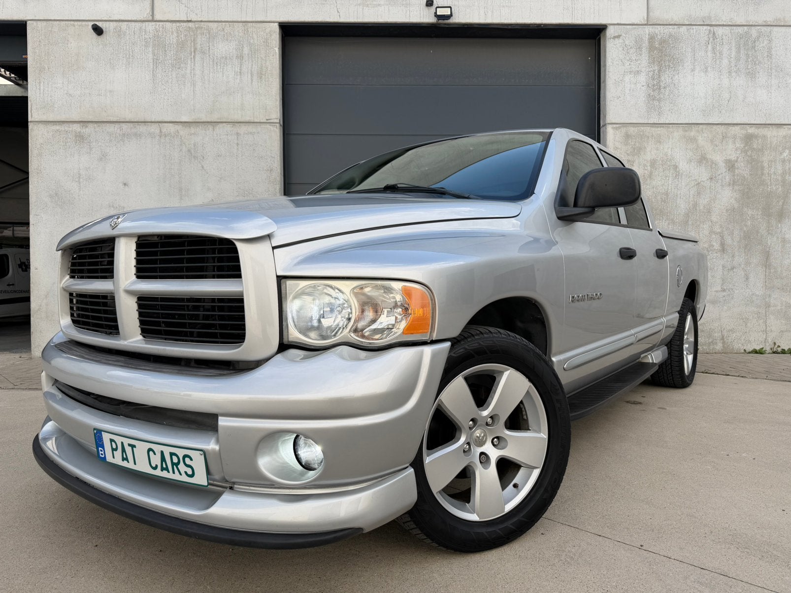 Dodge Ram, Cuir, Argent ou Gris, Achat, Beige
