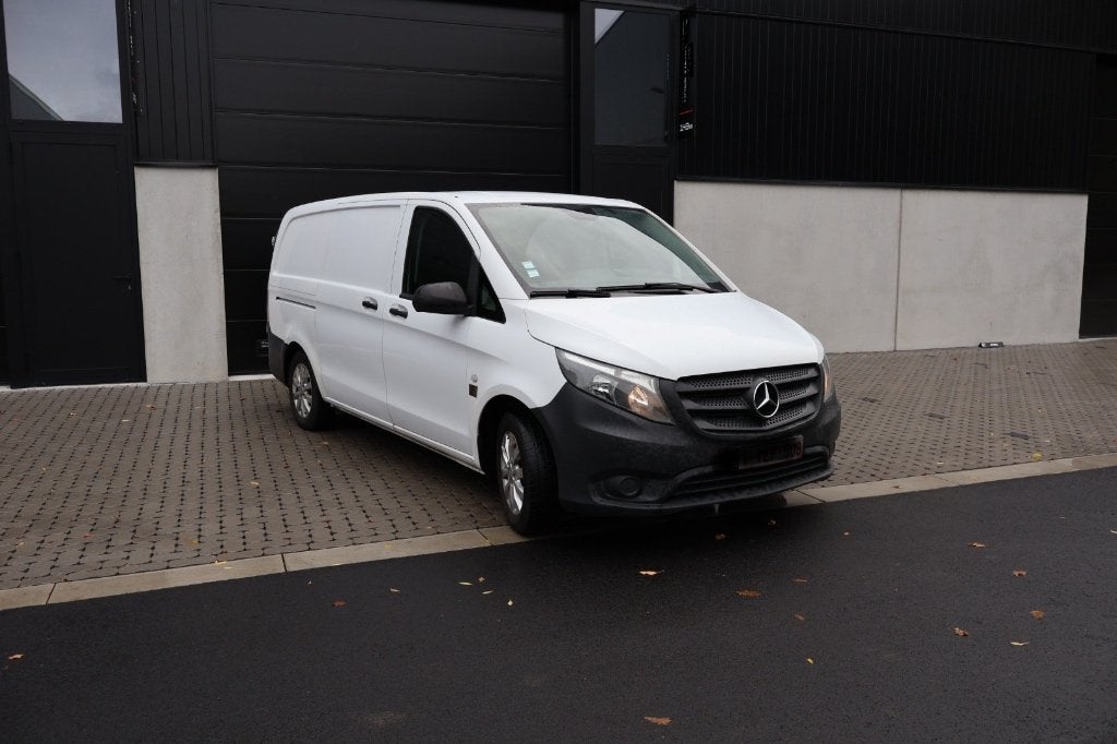 Mercedes-Benz Vito 114 CDI – 230.000 km – Rijdt perfect!, Auto's, 100 kW, Euro 5, Zwart, Wit