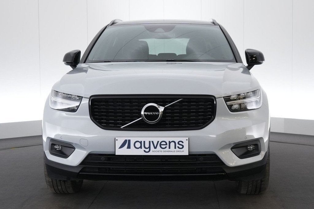 (2AHD331) VOLVO XC40, Autos, 167 g/km, Achat, Entreprise, Carnet d'entretien