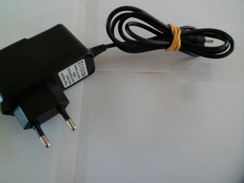 Adaptateur secteur 5VDC, 2A, modèle BA-520-10 Watt, Enlèvement ou Envoi, Comme neuf