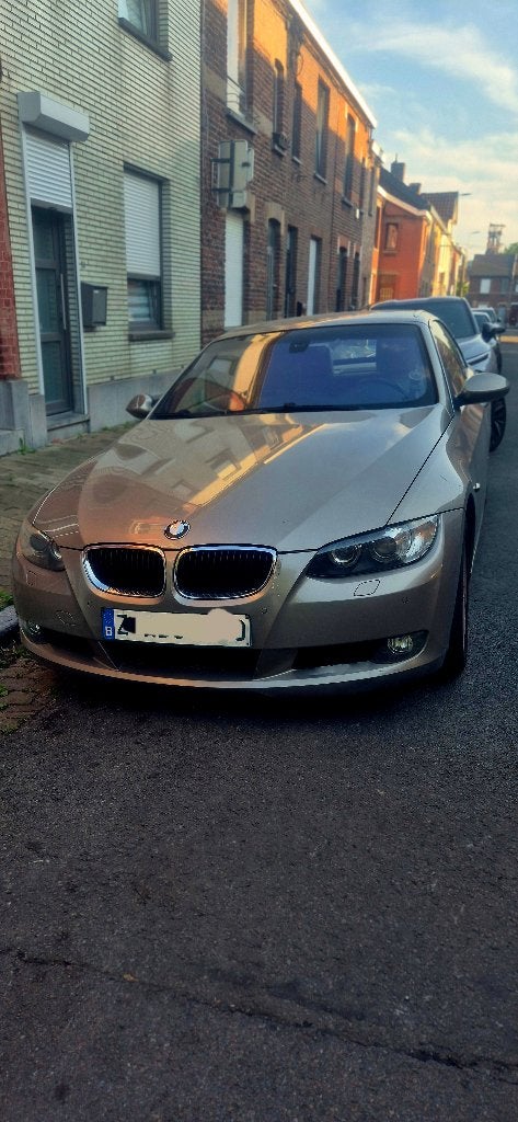 Bmw 320i cabrio km 192.000 année 2008, Entreprise, Cuir, Essence, Achat