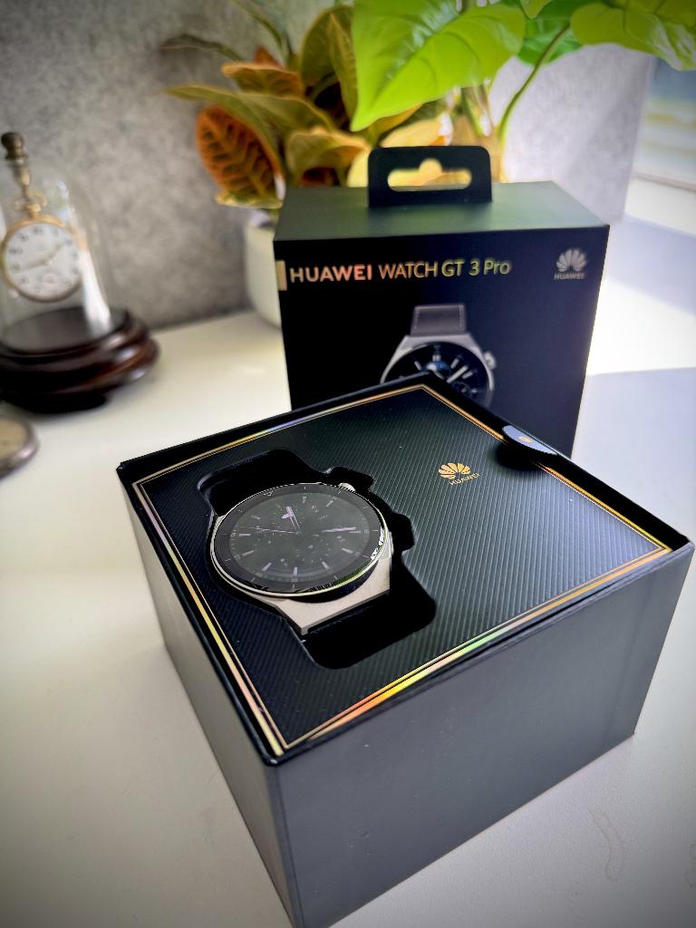 HUAWEI GT3 PRO 46 mm, Étanche, Comme neuf, Enlèvement, Avancer d'un pas