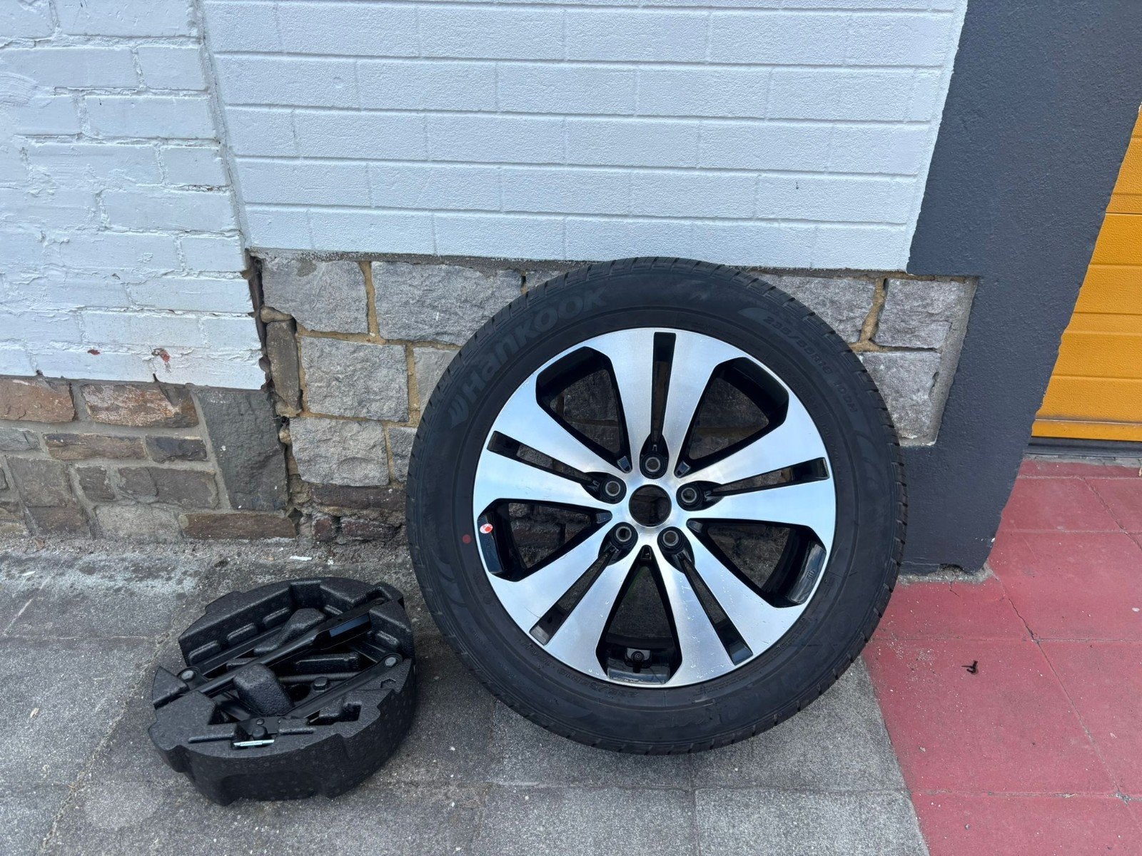 Roue de secours Kia,Hyundai,Mazda (235/55R18) neuve, Enlèvement, Neuf, Hyundai