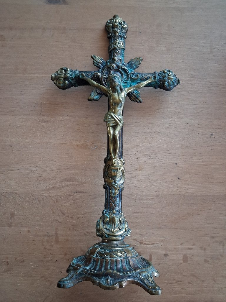 staand kruisbeeld crucifix altaarstuk kruisbeel messing, Ophalen