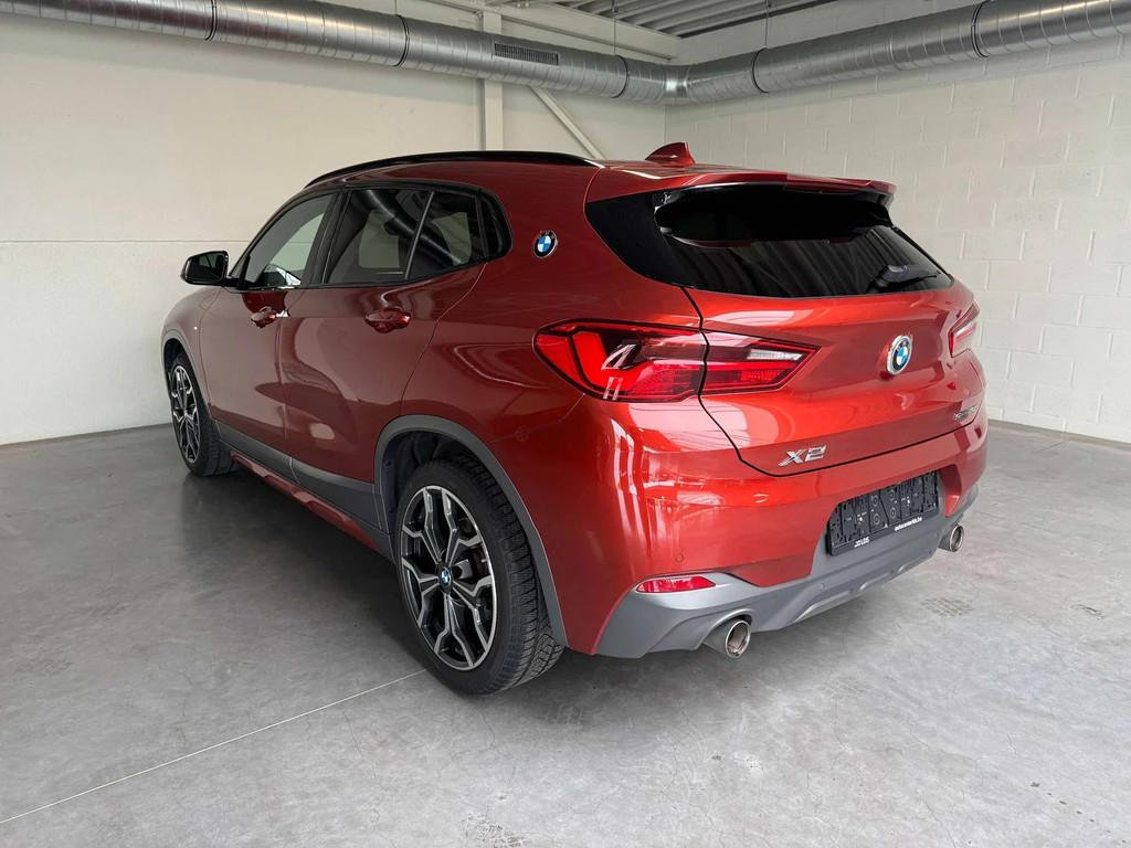 BMW X2 X2 2.0iA sDrive20 - M-Sport X - PANO DAK - LEDER, Autos, Euro 6, Entreprise, 1535 kg, Noir