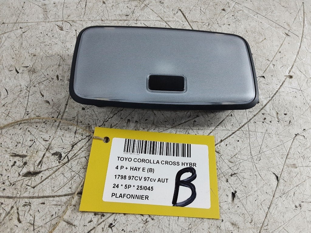 ECLAIRAGE DE PLAFONNIER Toyota Corolla Cross (01-2020/-), Kundenbetreuung@toyota.de, Toyota, Utilisé, Toyota-Allee 2
50858  Köln, DE