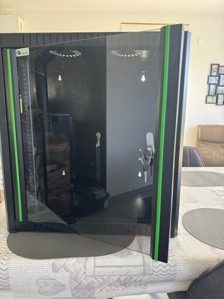 Armoire Rack LOGON 19” 12U (600x450mm), Enlèvement, Utilisé, Verre, Tôle d'acier