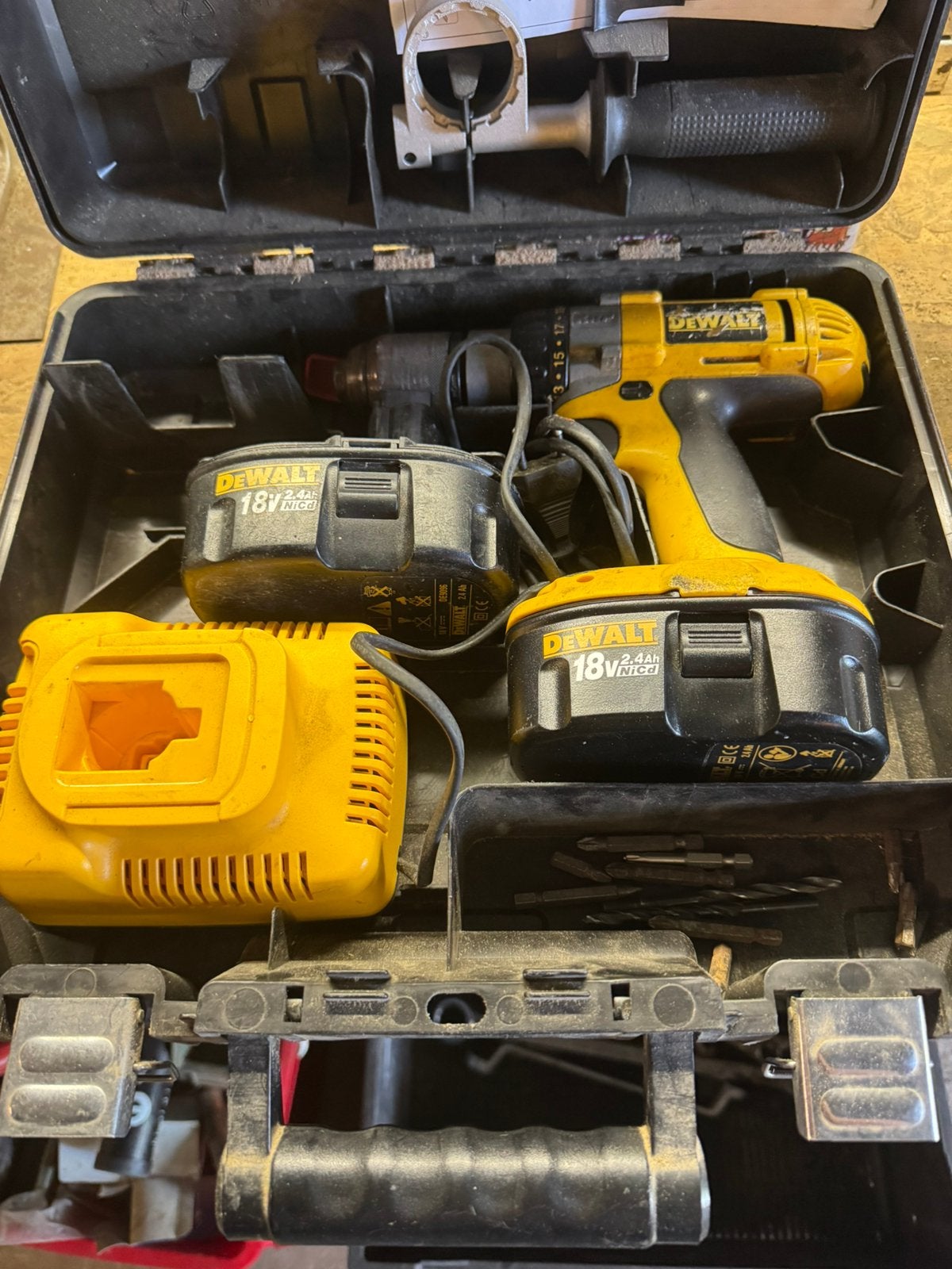 Dewalt schroefmachine & boormachine, Zo goed als nieuw