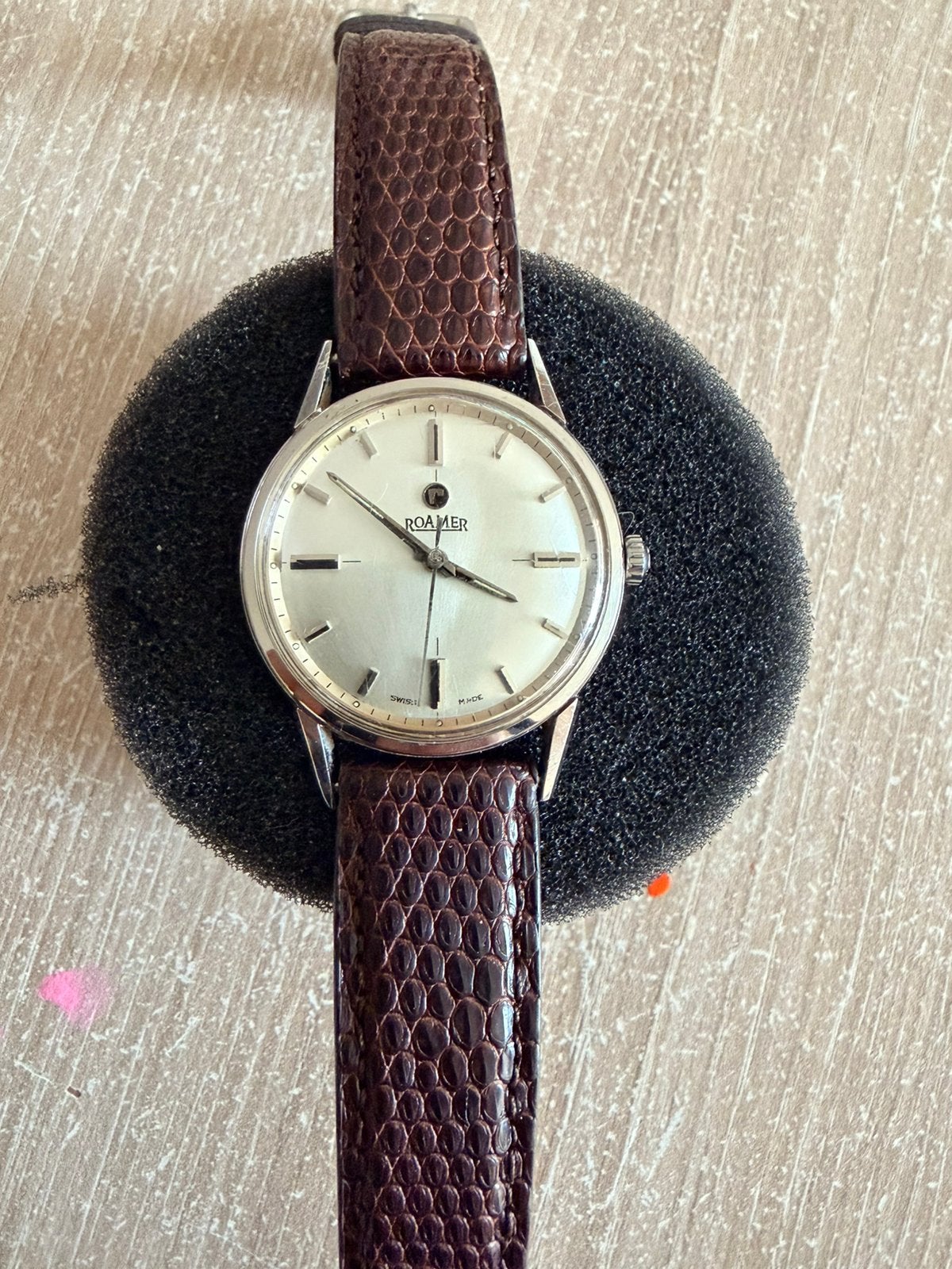 Roamer Vintage Suisse – Années 60/70 – Très bel état, Bijoux, Sacs & Beauté, Montres | Hommes, Enlèvement ou Envoi, Acier, Cuir