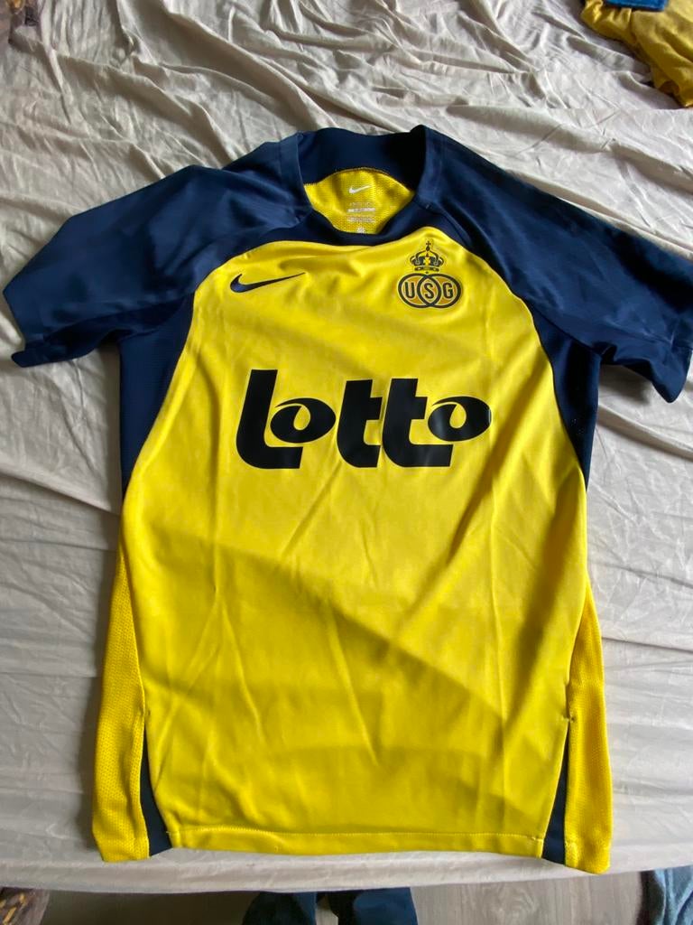 Union Saint-Gilloise thuisshirt 24/25 en 25/26, Maat M, Verzenden, Zo goed als nieuw, Shirt