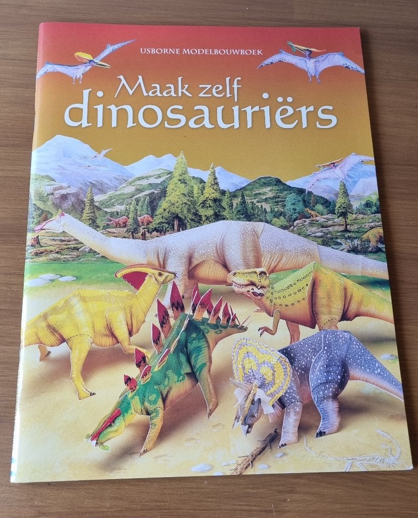 Modelbouwboek Usborne Maak zelf dinosauriërs, Ophalen of Verzenden, Nieuw, Knutselen