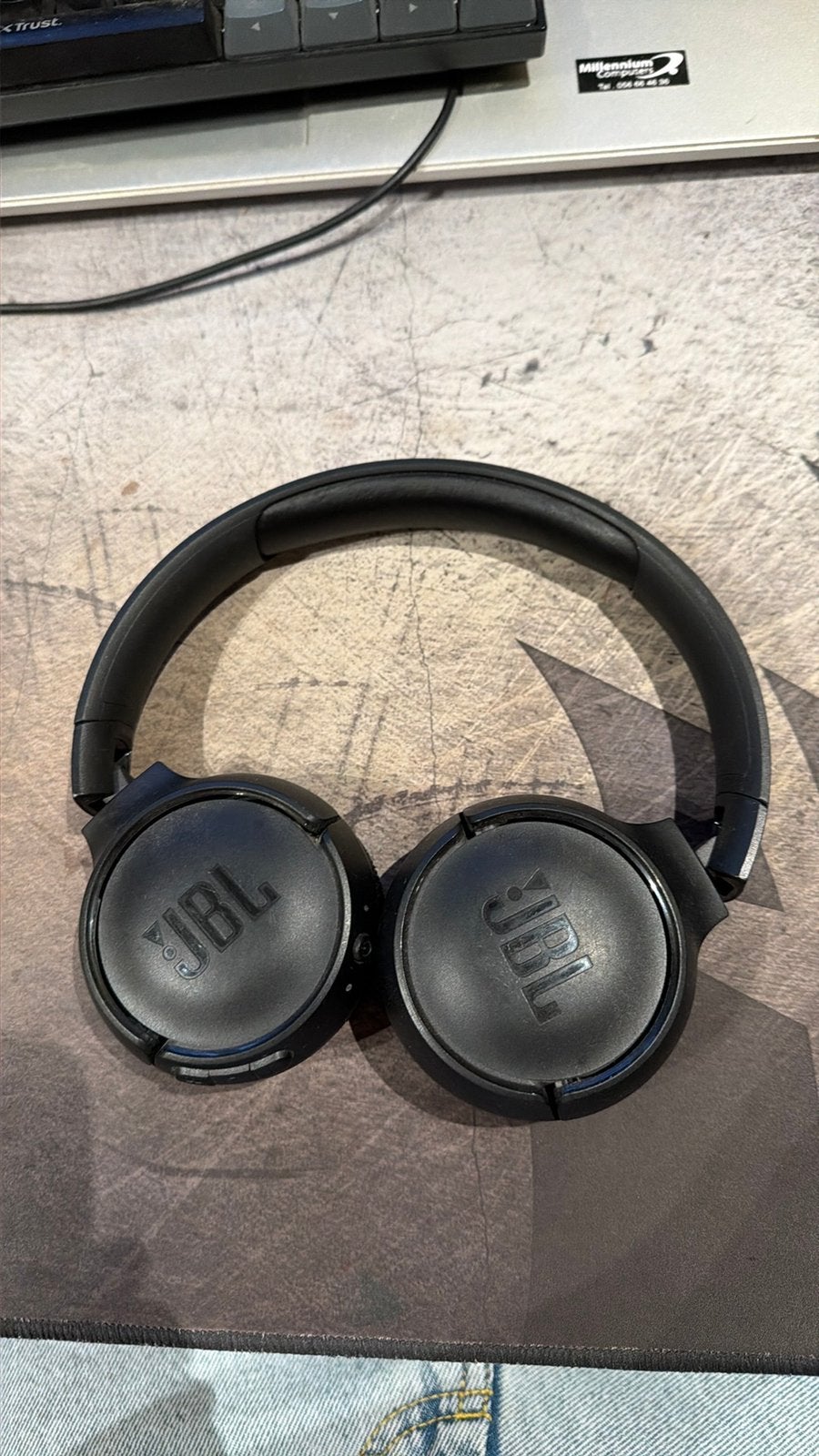 Koptelefoon, Enlèvement, Comme neuf