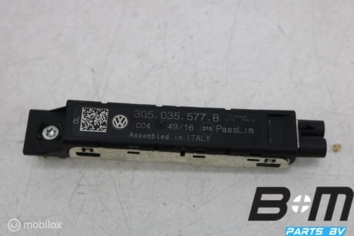 Antenneversterker links boven VW Passat B8 Limo 3G5035577B, Utilisé