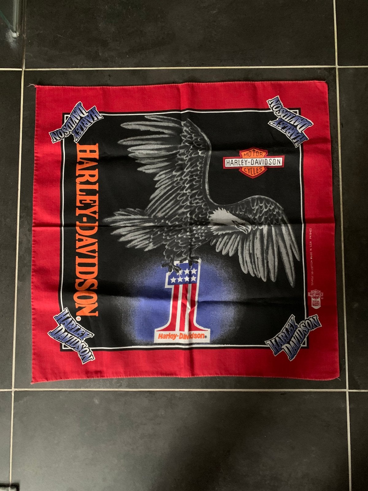 Verschillende vintage bandana’s ‘90, Ophalen