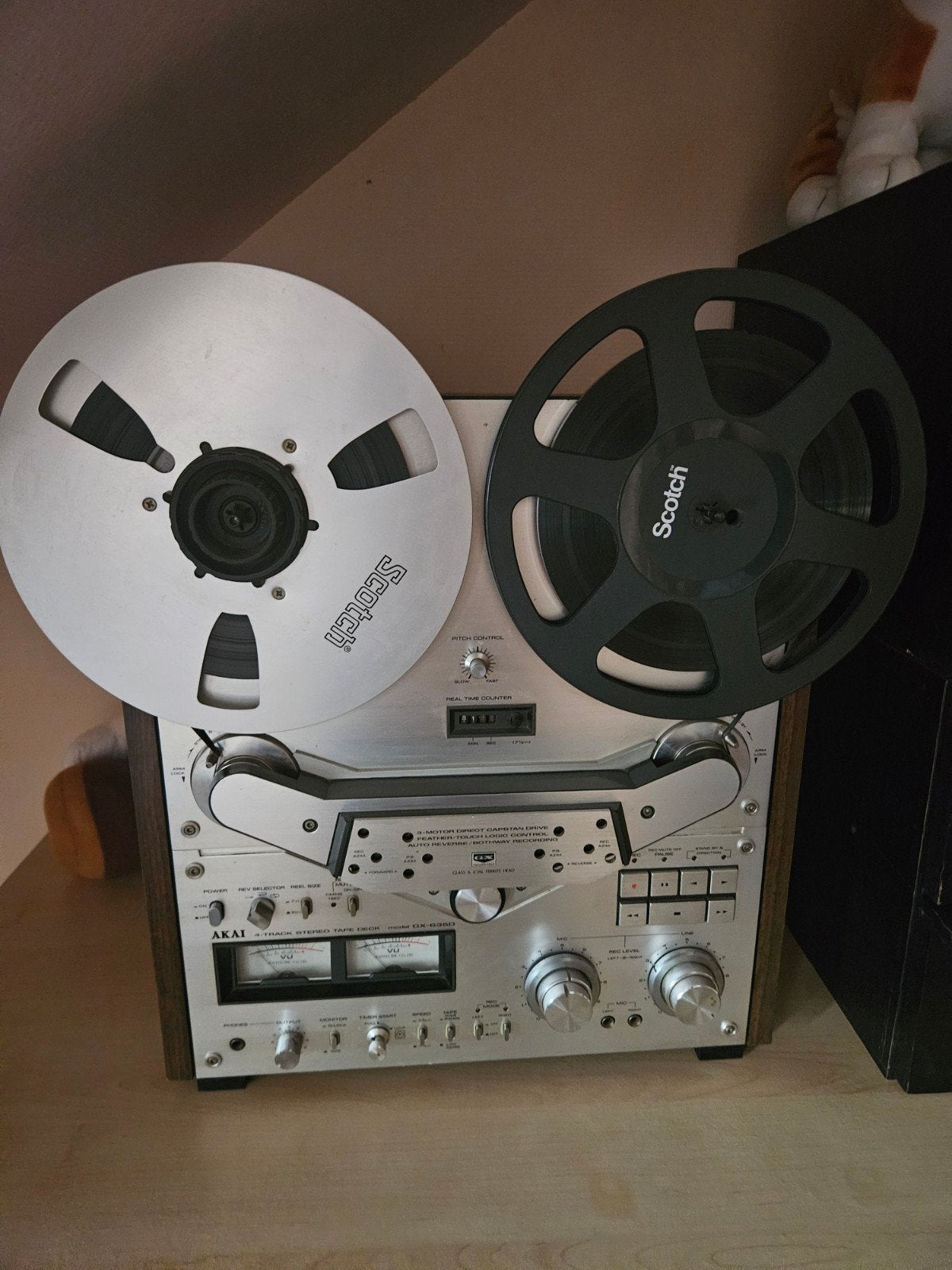 AKAI GX-635D Reel-to-Reel Bandrecorder – Vintage topper, Ophalen, Bandrecorder, Met banden