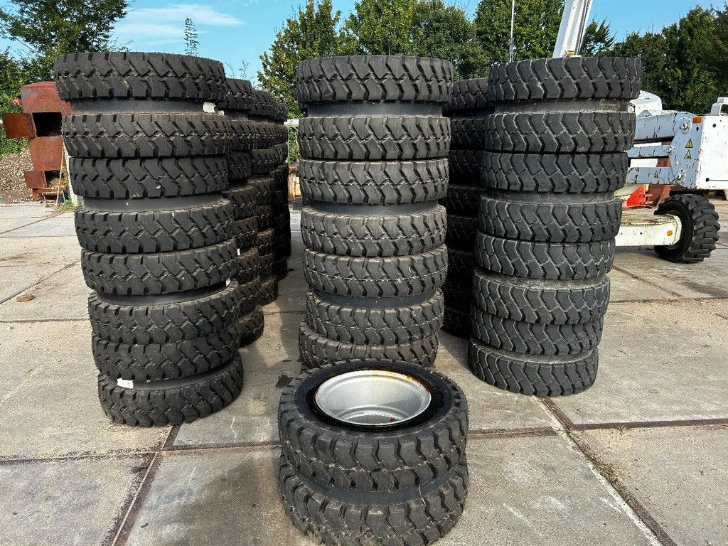 Mitas Partij banden: Fork Lift 7.50x15/14pr Wacker Neuson EW, Articles professionnels