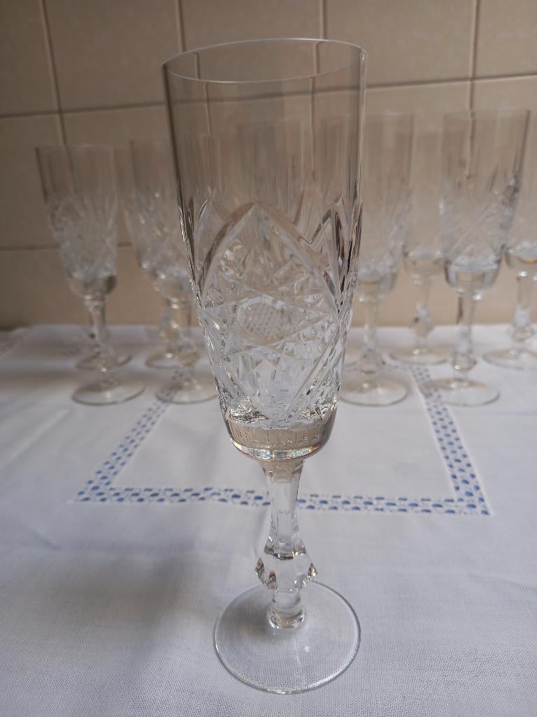 12 Flûtes à champagne cristal taillé, Ophalen