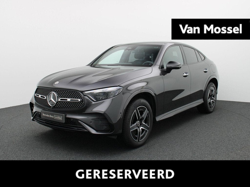 Mercedes-Benz GLC 300e AMG LINE Coupé + PANORAMISCH DAK + D, Auto's, Automaat, Stof, Gebruikt, 2000 kg