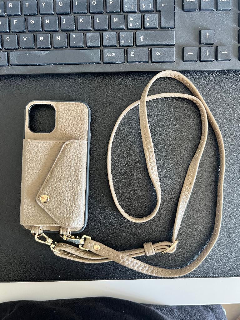 Selencia hoesje mét kaarthouder iPhone 12 (Pro), Telecommunicatie, Ophalen of Verzenden, Zo goed als nieuw, IPhone 12, Hoesje of Tasje