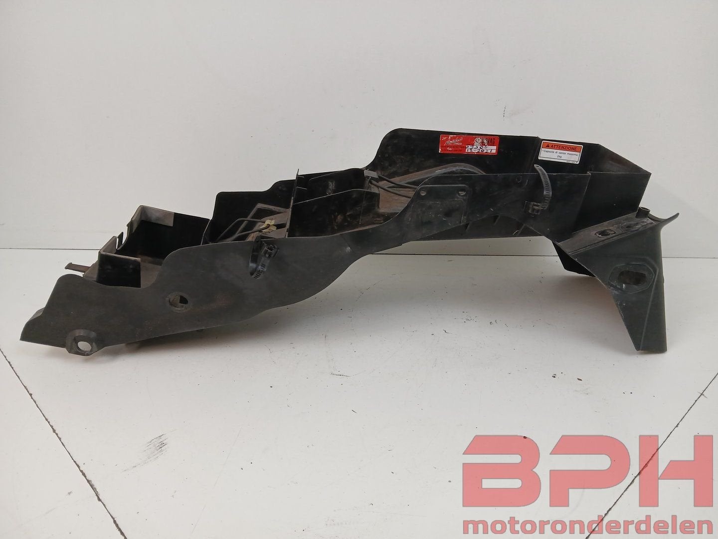 Undertray Suzuki GSX-R 600 750 K1 K2 K3 2001 t/m 2003 accuba, Gebruikt, -, -, Ophalen of Verzenden