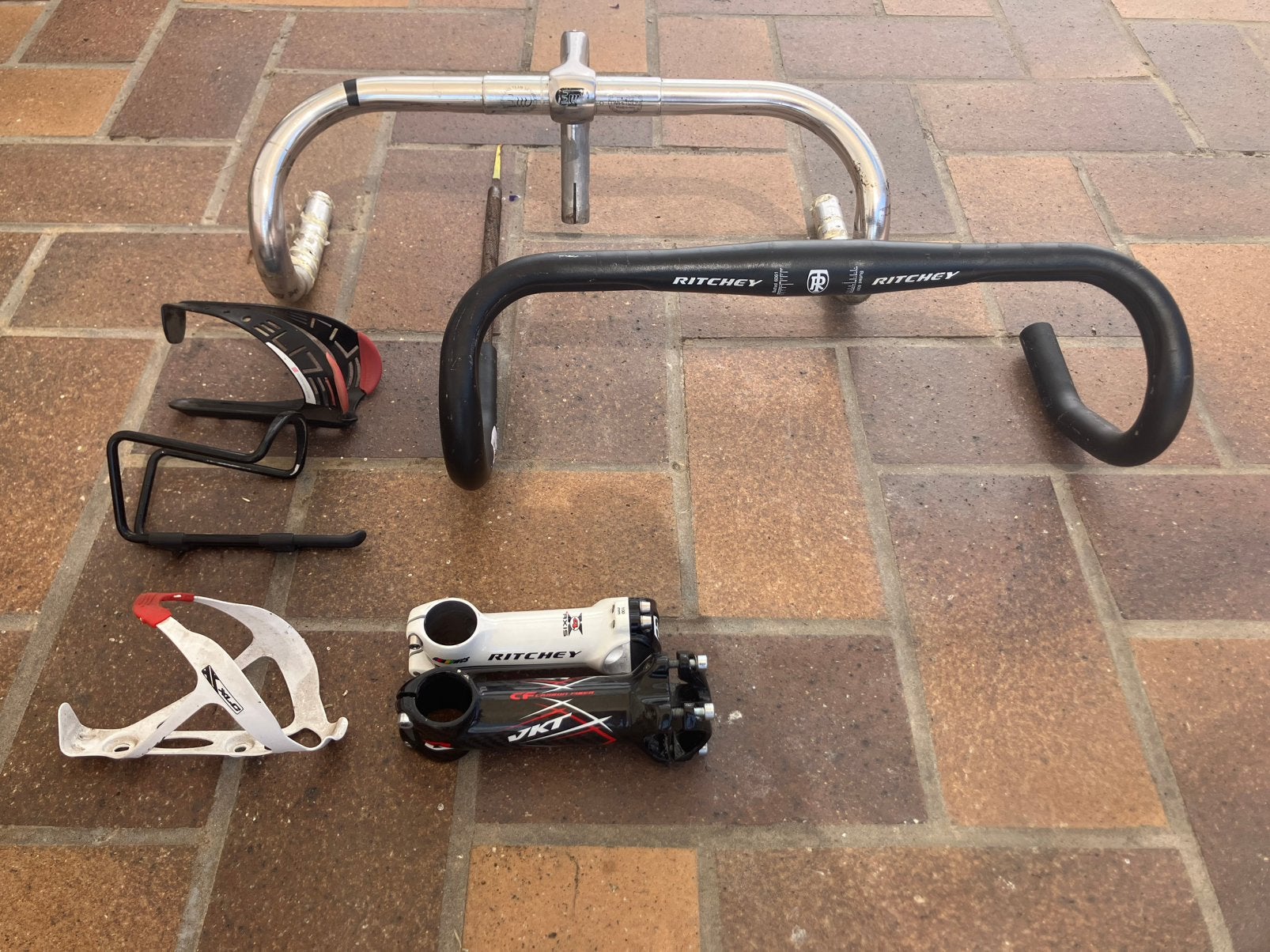 Pièces de vélo : guidon, potence, porte-bidons, Utilisé, Carbone, Racefiets, Guidon