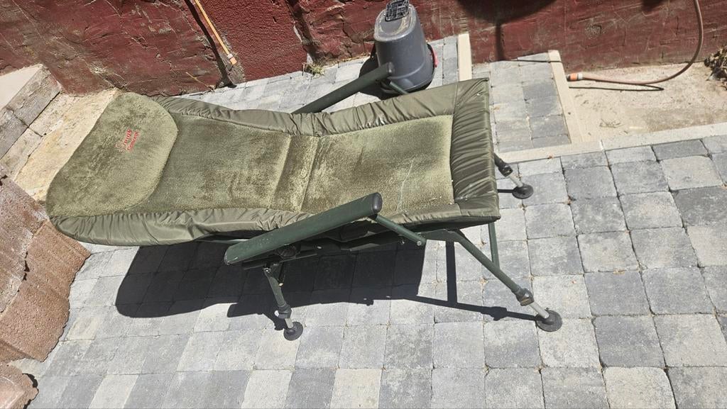 Chaise de pêche, Enlèvement