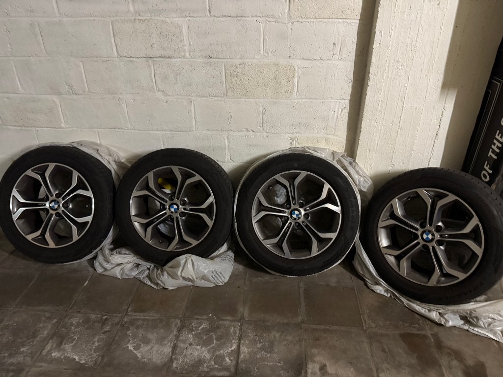 Pneus + Jantes  BMW X4, Auto-onderdelen, Banden en Velgen, Banden en Velgen, Zomerbanden, 18 inch, 245 mm, Terreinwagen, Gebruikt