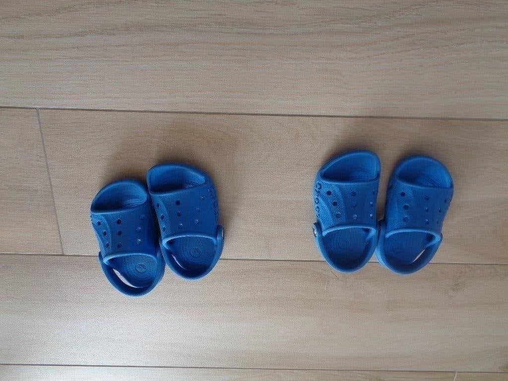 2 paar ECHTE CROCS maat 6 , 7, Ophalen of Verzenden, Zo goed als nieuw