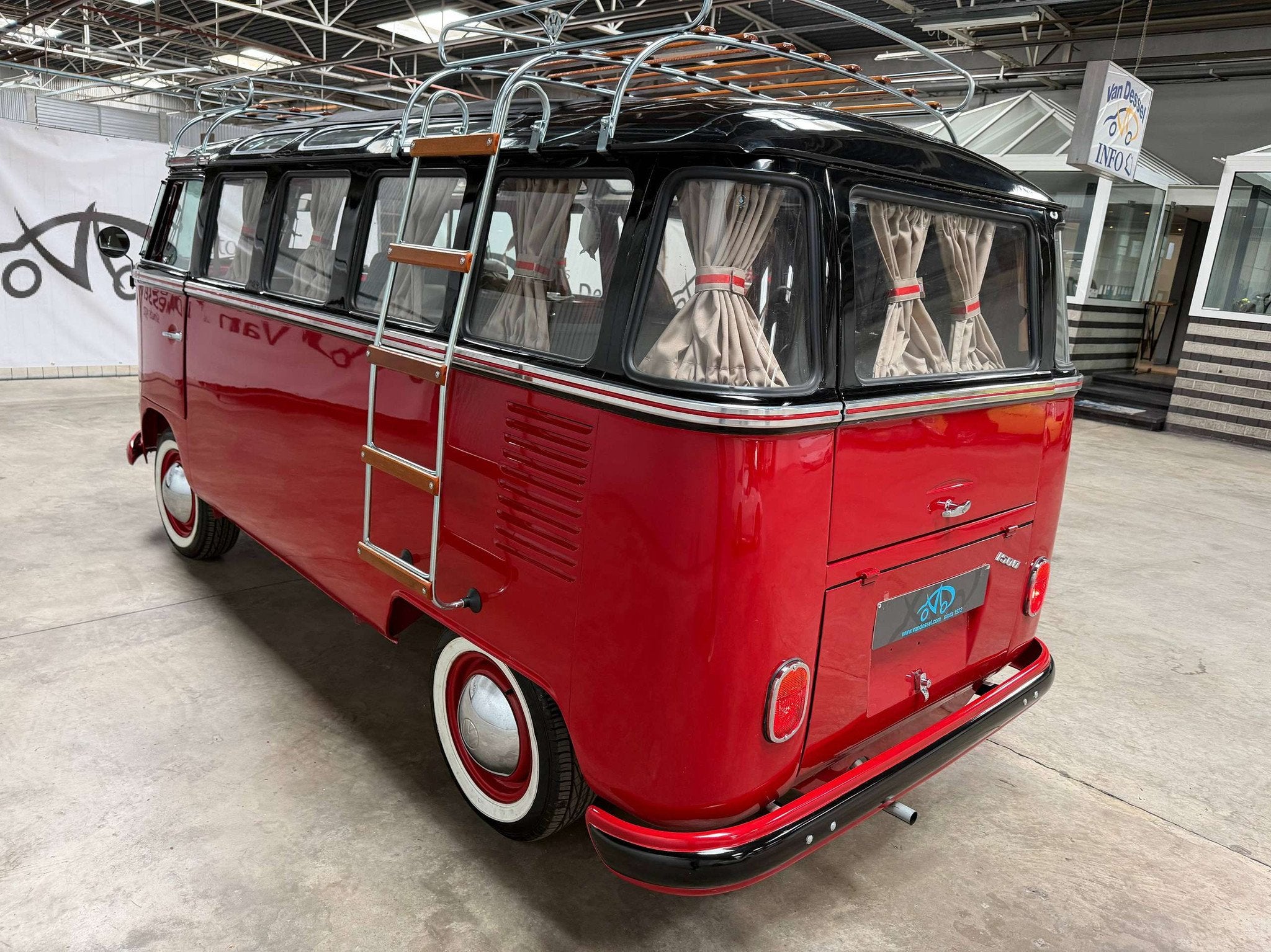 Volkswagen T1 Kombi Samba Style 23 Window Camper (bj 1974), foto 9