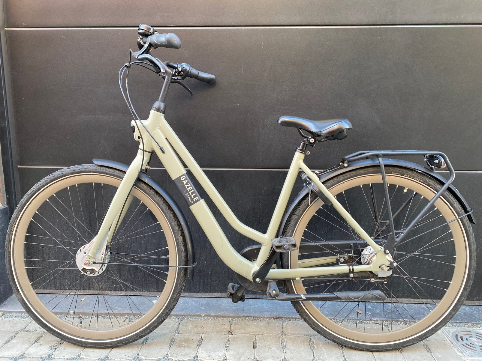 Vélo Gazelle Esprit Vélo Gazelle Esprit velo de ville, Vélos & Vélomoteurs, Vitesses, Frein à tambour, Batavus, Enlèvement