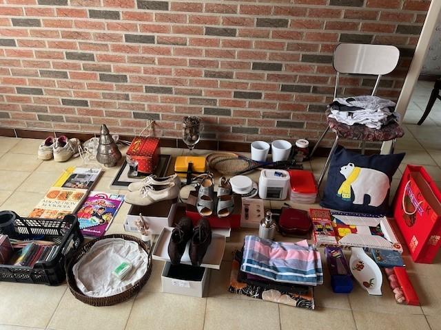 produits de brocante en lot, Enlèvement, Comme neuf