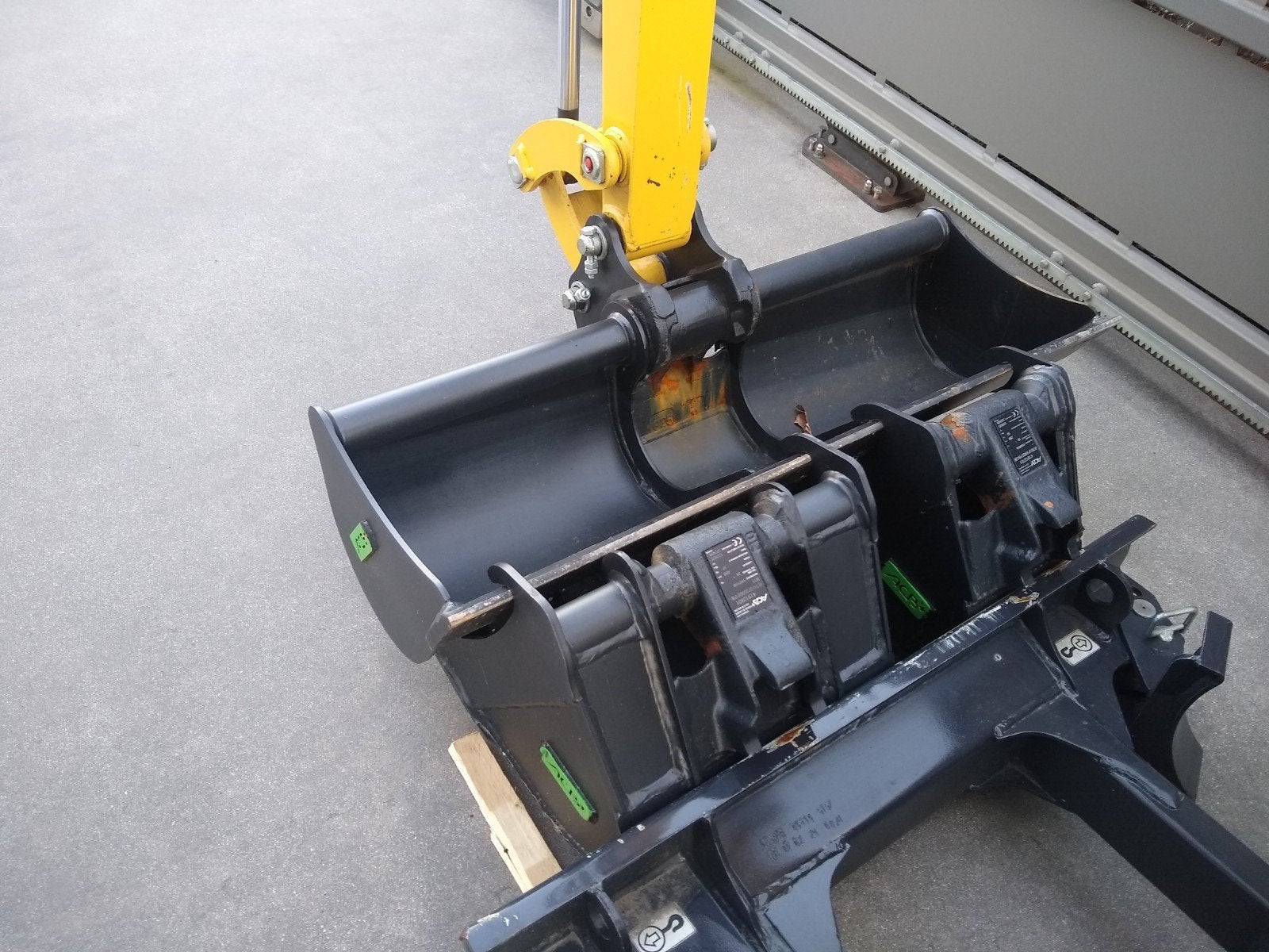 Mini Pelle Yanmar SV15VT, Articles professionnels, Enlèvement