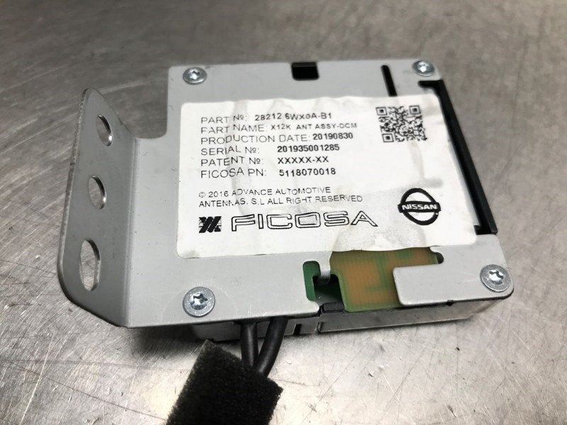ANTENNE GPS Nissan NV 200 (M20M) (|282126WX0AB1|), Dhr. M. Roggen, Stadsweg 37 37
9917 PV  WIRDUM GR., NL, Nissan, Utilisé
