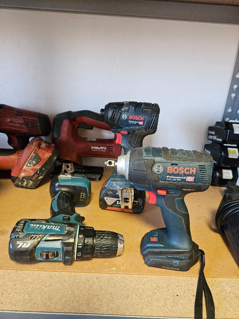Bosch Slagmoersleutel 18V Body, Auto diversen, Autogereedschap, Zo goed als nieuw, Ophalen