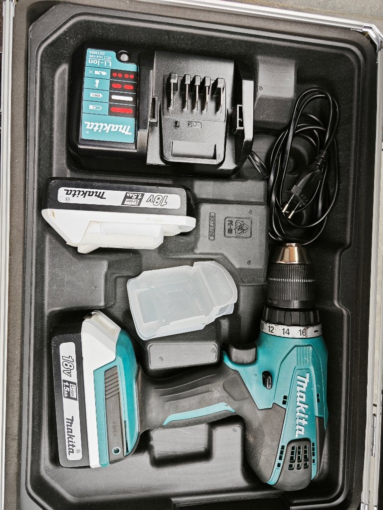 Makita vijsmachine + box, Doe-het-zelf en Bouw, Ophalen, Gebruikt, Boor- en Schroefmachine