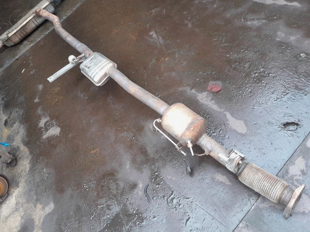 CATALYSEUR A Limousine (177.1) (|A2464913700|), Mercedes-Benz, Utilisé, Dialog.mb@mercedes-benz.com, Mercedes-Benz AG