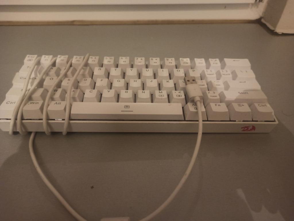 Reddragon keyboard azerty, Computers en Software, Toetsenborden, Ophalen, Azerty