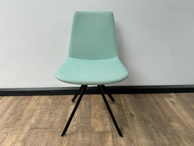 B&T design stoel Pera turquoise, Enlèvement