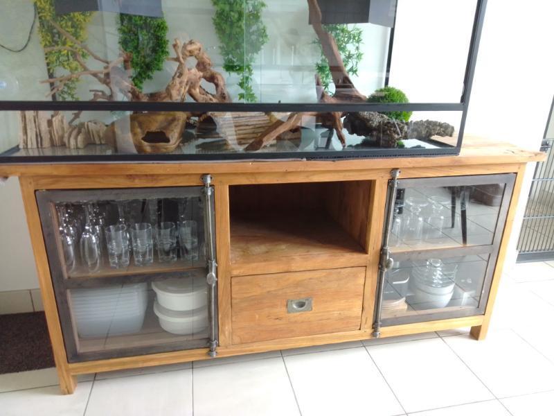 Dressoir in massief hout, Enlèvement