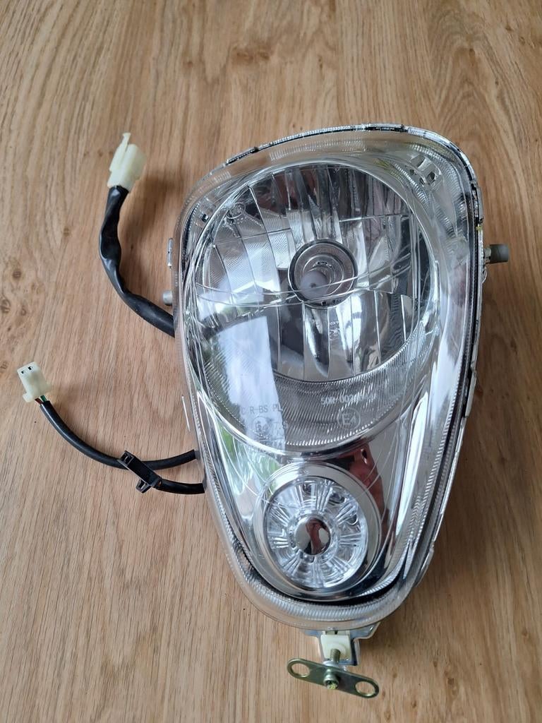 Phare Sym Mio nouveau modèle LED 50cc pour scooter original, Enlèvement ou Envoi, Phare
