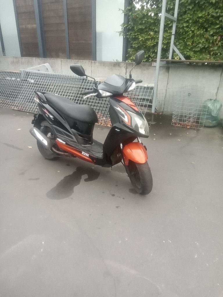 Scooter sym, Vélos & Vélomoteurs, Autres modèles, 49 cm³, Enlèvement, Utilisé